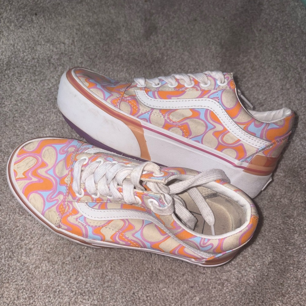 Vans Women's Orange Groovy Sneakers Change Colors in Sun